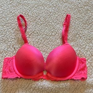 PINK Victoria's Secret Lace banded bra
